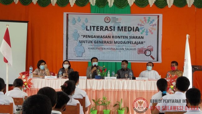 KPID Sulut Gelar Literasi Media Terkait Pengawasan Konten Siaran Kepada Siswa SMK di Kepulauan Talaud 